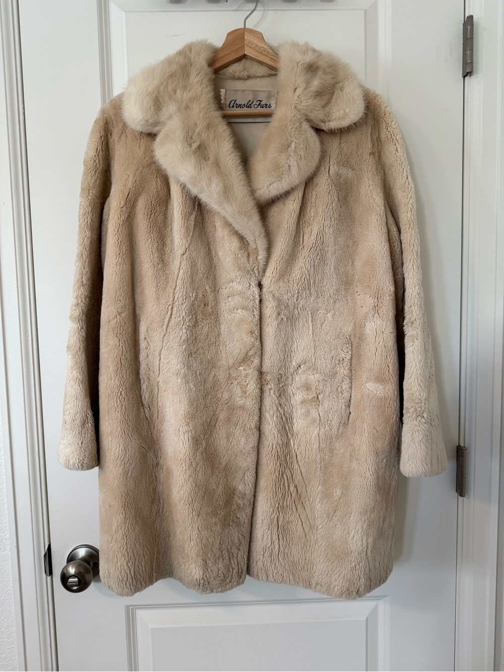 Vintage 3/4 Length Beige Sheared Mink Fur Coat - Full Mink Collar - M/L